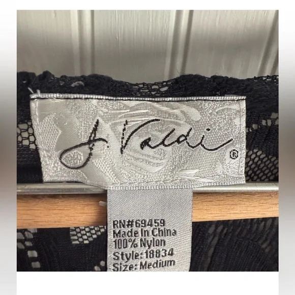 J Valdi Black Lace V-Neck Swim Cover Up Size M - Picture 2 of 5